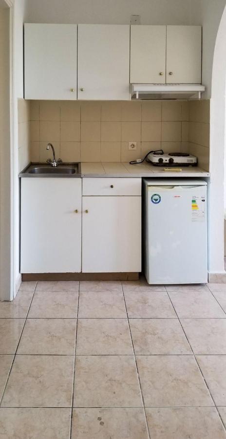 Mirabello Apartments Dassia Bagian luar foto